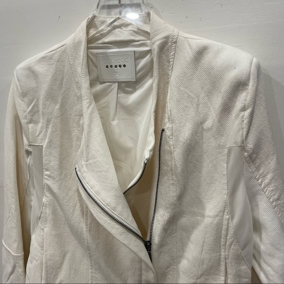 Blank NYC Mesh Detail Crepe Jacket in Windy City - Picture 5 of 15